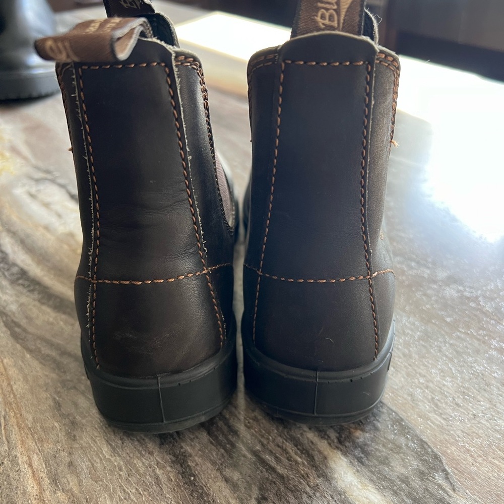 Blundstone #500 Chelsea Workboot brown size 7
